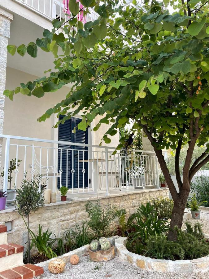 Tani'S House Villa Saranda Kültér fotó